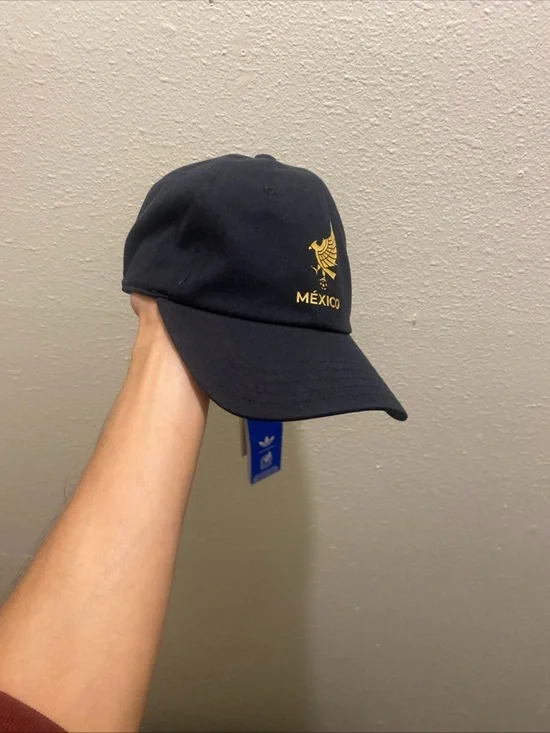 Adidas Mexico 2025 “Mexico de Oro” Style Cap Black/Gold Adjustable OSFL - Picture 4 of 9